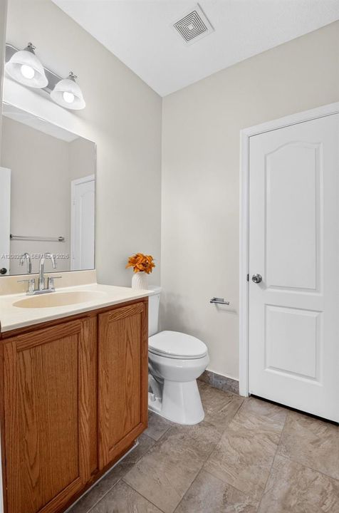 For Sale: $423,900 (3 beds, 2 baths, 1748 Square Feet)