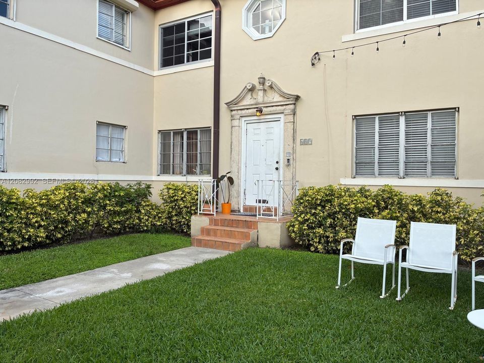 En Venta: $318,000 (2 camas, 1 baños, 789 Pies cuadrados)