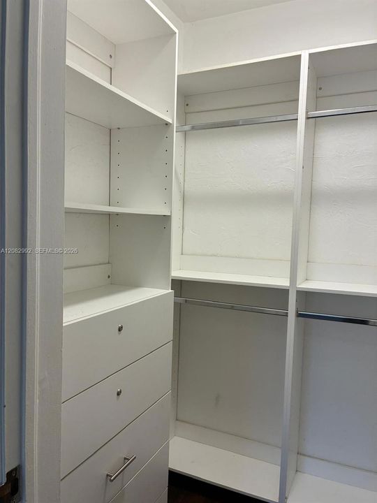 En Venta: $318,000 (2 camas, 1 baños, 789 Pies cuadrados)