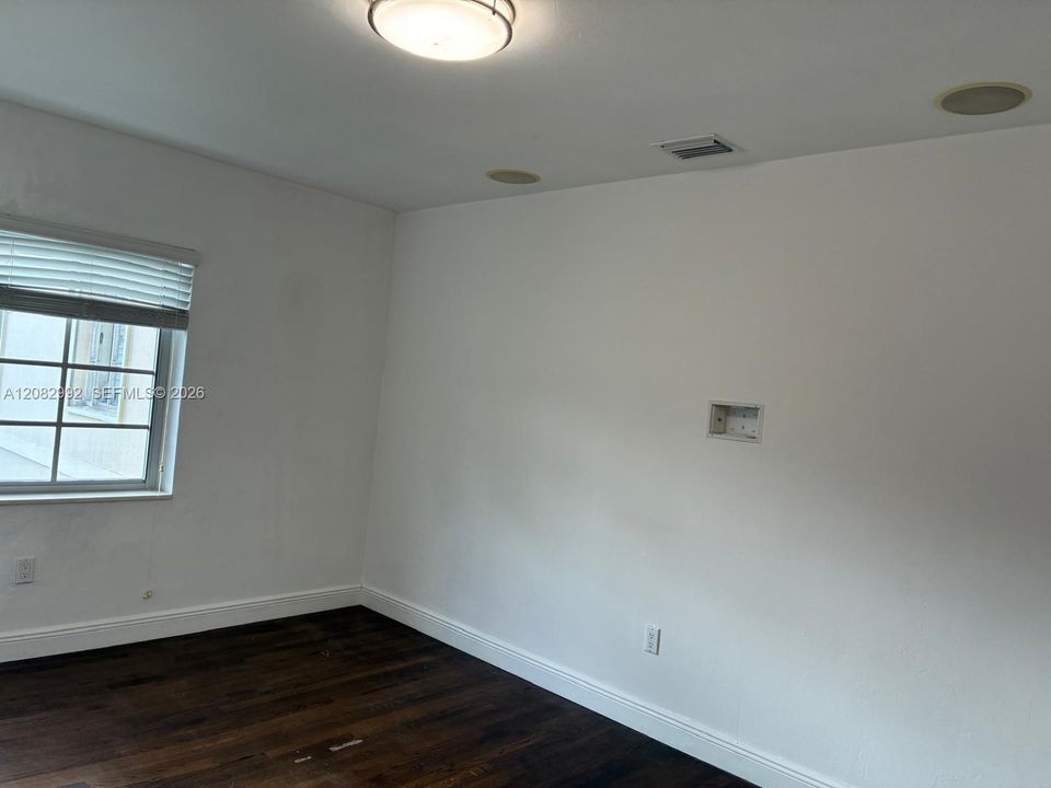 En Venta: $318,000 (2 camas, 1 baños, 789 Pies cuadrados)