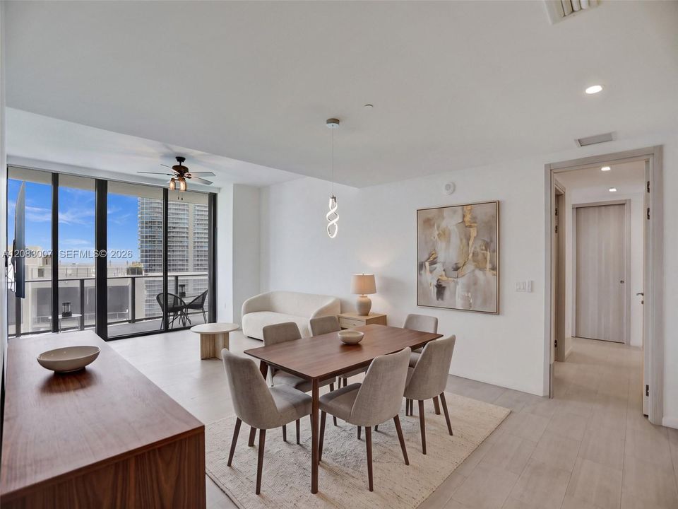 For Sale: $2,770,000 (3 beds, 3 baths, 2076 Square Feet)