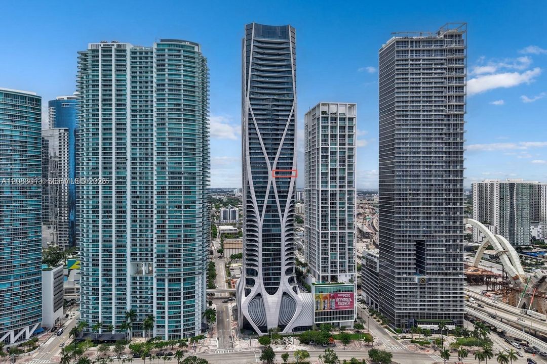 На продажу: $7,395,000 (4 спален, 5 ванн, 4654 Квадратных фут)