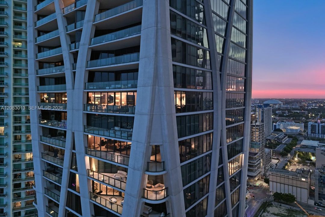 На продажу: $7,395,000 (4 спален, 5 ванн, 4654 Квадратных фут)