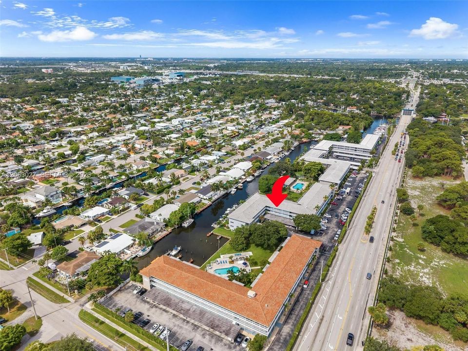 На продажу: $249,900 (1 спален, 1 ванн, 879 Квадратных фут)