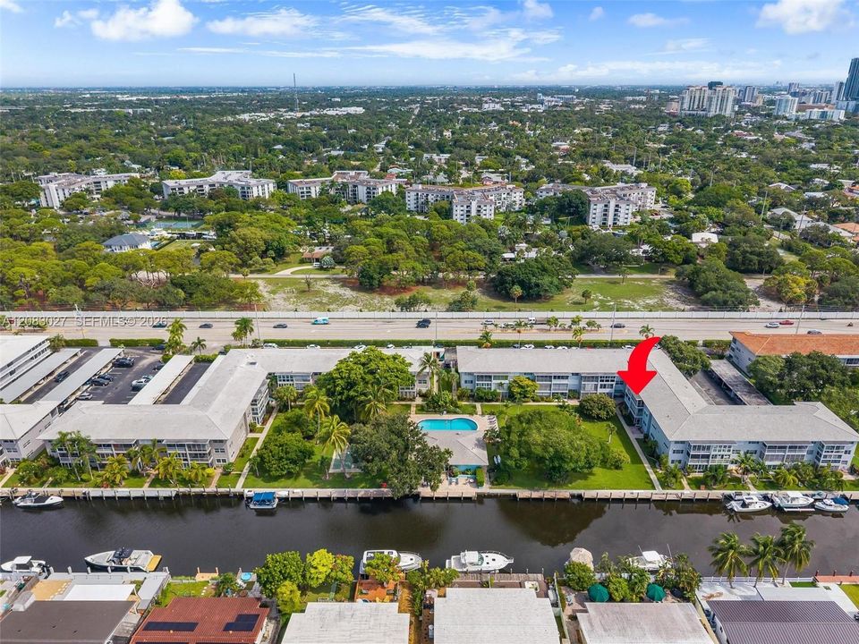 На продажу: $249,900 (1 спален, 1 ванн, 879 Квадратных фут)