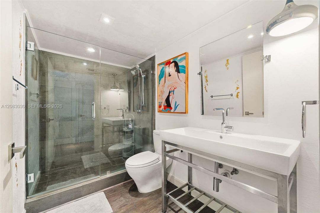 En Venta: $550,000 (1 camas, 2 baños, 820 Pies cuadrados)