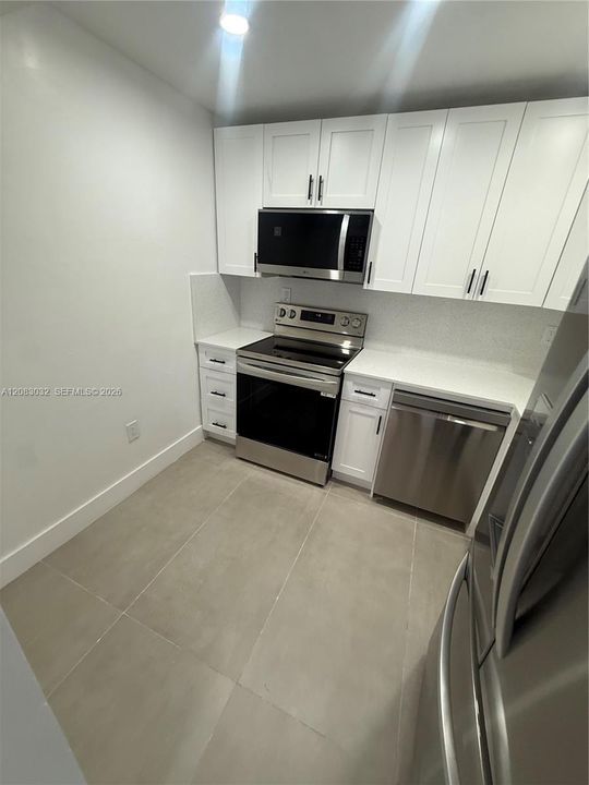 En Venta: $270,000 (1 camas, 1 baños, 686 Pies cuadrados)