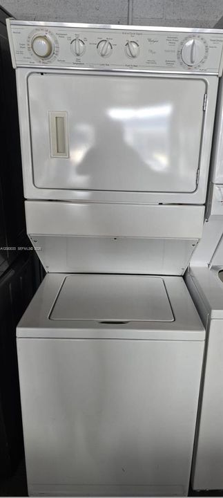 En Renta: $2,800 (3 camas, 1 baños, 1000 Pies cuadrados)