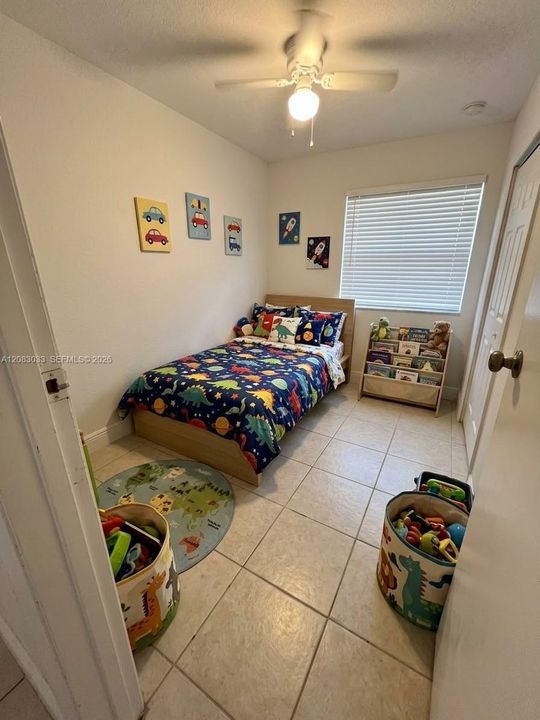 En Renta: $2,800 (3 camas, 1 baños, 1000 Pies cuadrados)