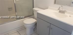 В аренду: $2,100 (2 спален, 2 ванн, 883 Квадратных фут)
