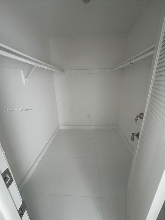 En Venta: $595,000 (2 camas, 2 baños, 1093 Pies cuadrados)