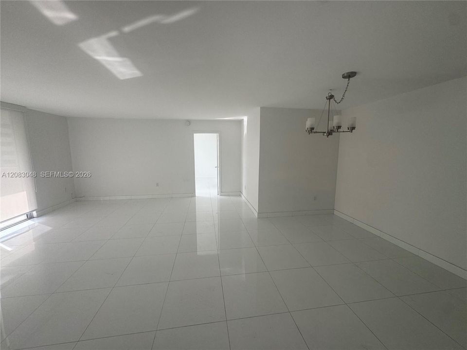 En Venta: $595,000 (2 camas, 2 baños, 1093 Pies cuadrados)