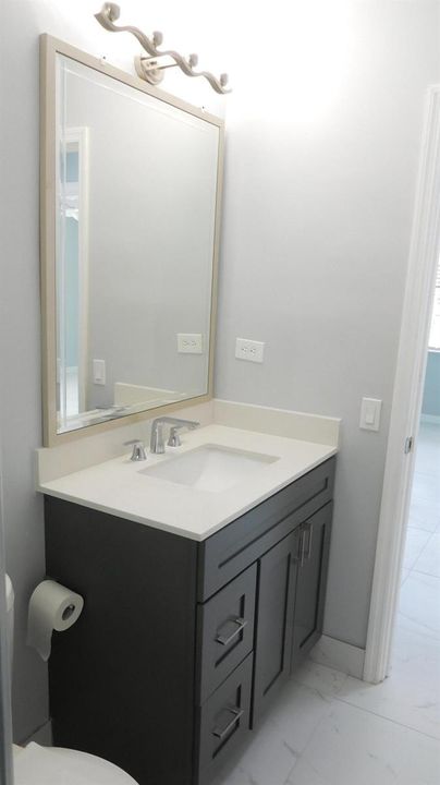2nd bathroom
