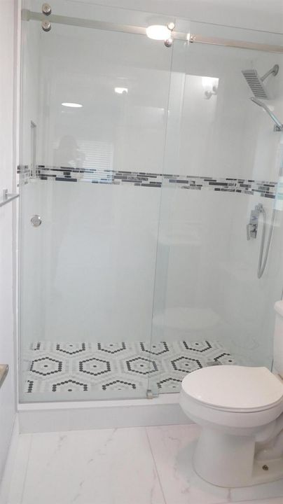 Principal bathroom