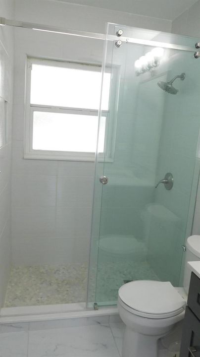 2nd bathroom