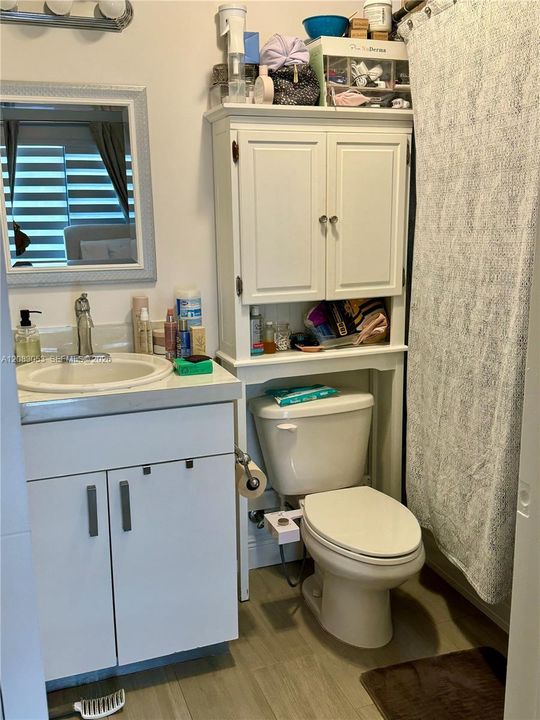 For Rent: $3,600 (3 beds, 2 baths, 1078 Square Feet)