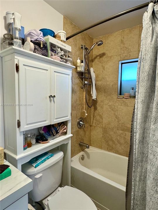 For Rent: $3,600 (3 beds, 2 baths, 1078 Square Feet)