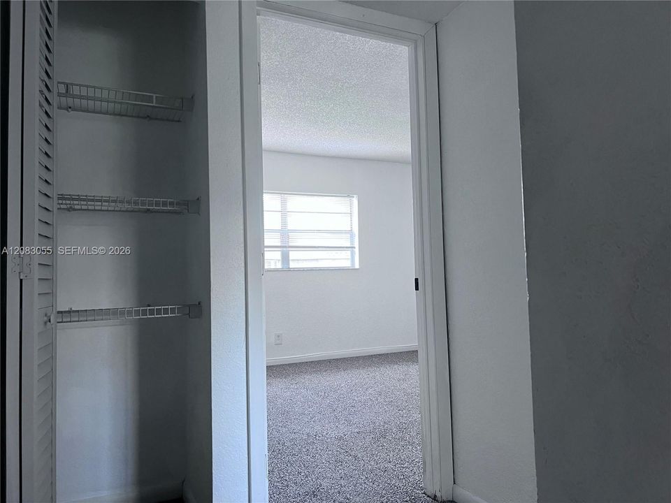 В аренду: $1,950 (2 спален, 1 ванн, 938 Квадратных фут)