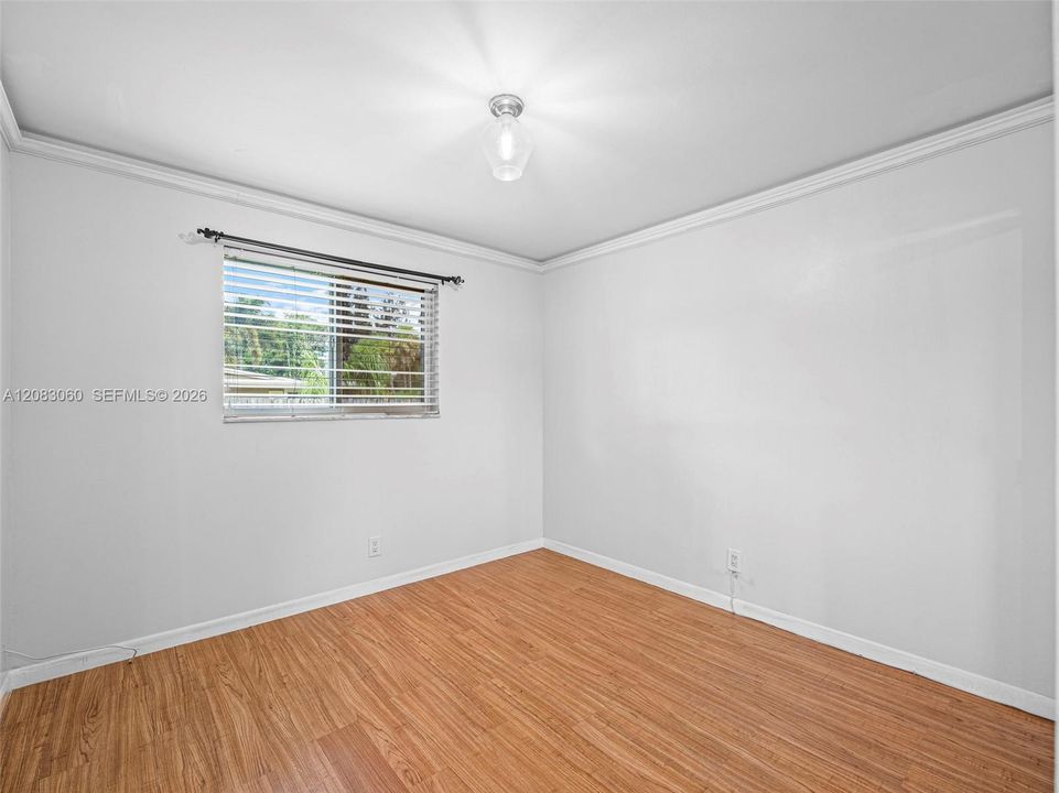 For Sale: $595,000 (3 beds, 2 baths, 1152 Square Feet)