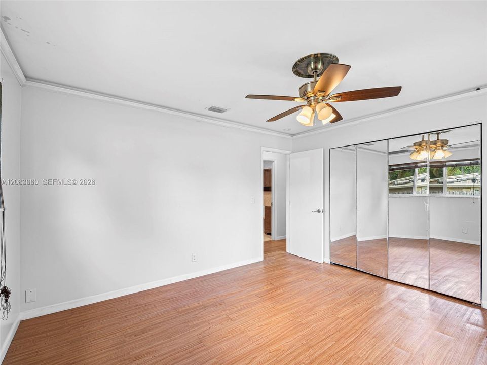 For Sale: $595,000 (3 beds, 2 baths, 1152 Square Feet)