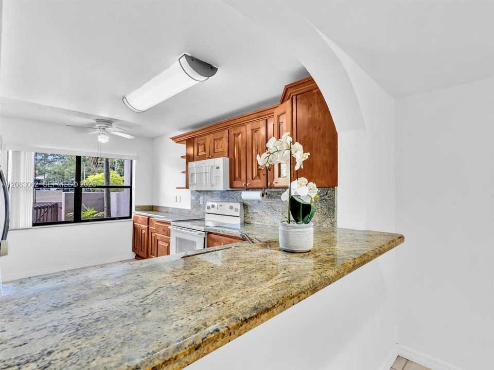 For Sale: $429,900 (2 beds, 2 baths, 1392 Square Feet)