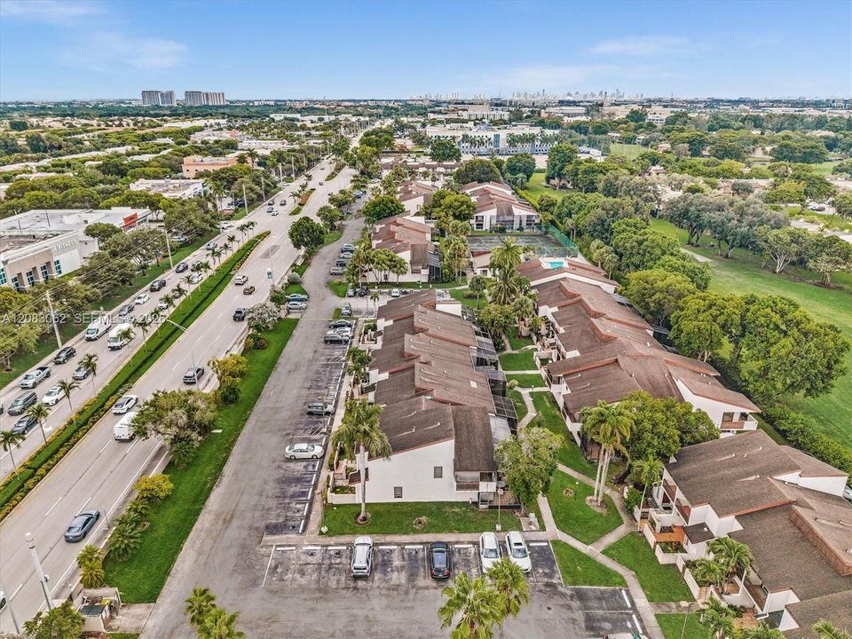For Sale: $429,900 (2 beds, 2 baths, 1392 Square Feet)