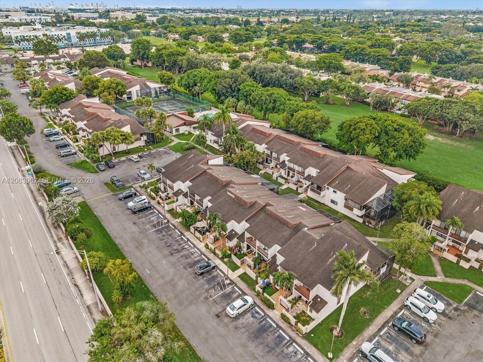 For Sale: $429,900 (2 beds, 2 baths, 1392 Square Feet)