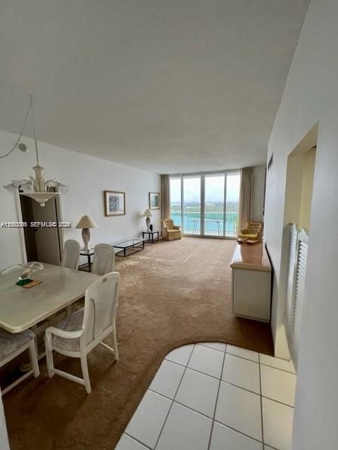 For Rent: $2,900 (2 beds, 2 baths, 1357 Square Feet)