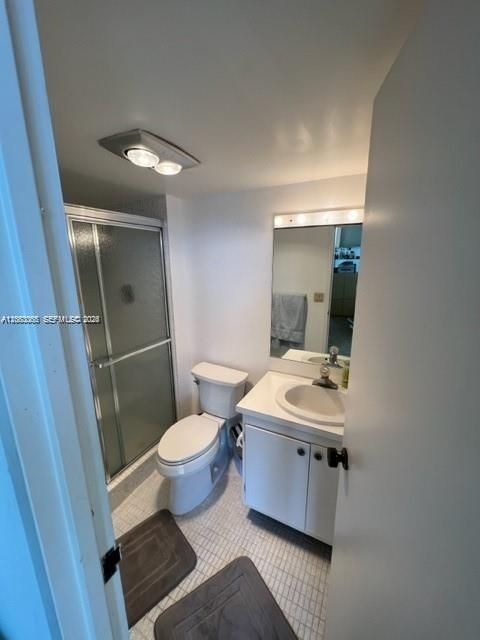 For Rent: $2,900 (2 beds, 2 baths, 1357 Square Feet)
