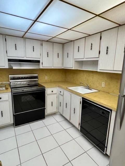 For Rent: $2,900 (2 beds, 2 baths, 1357 Square Feet)