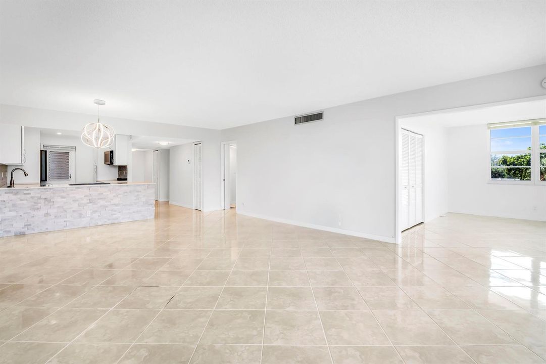 Living / Dining Room