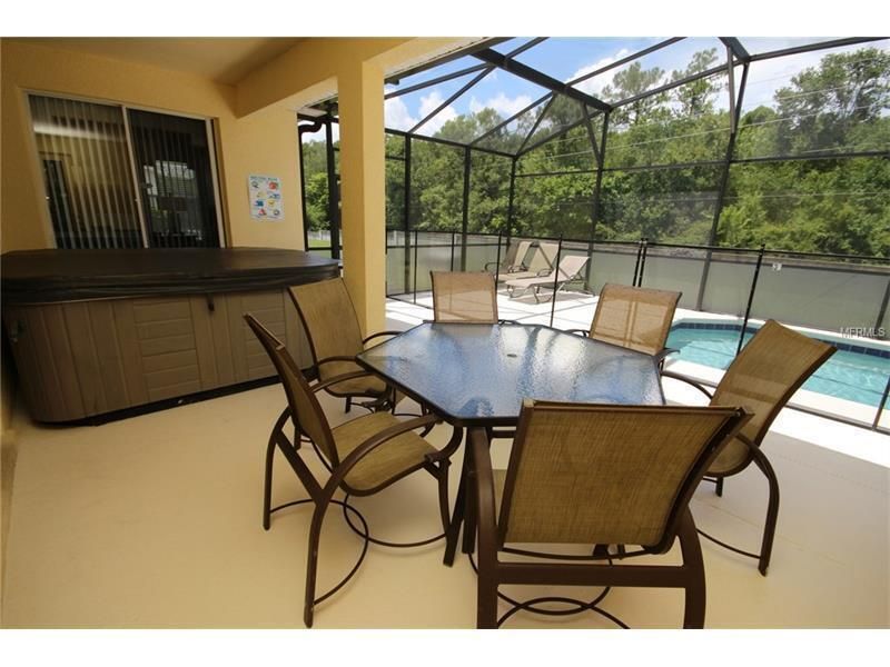 4 Pool View 1