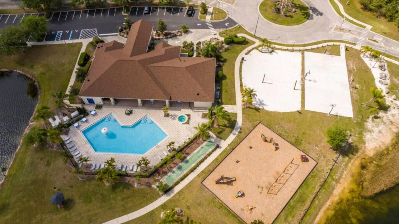 27a Club House