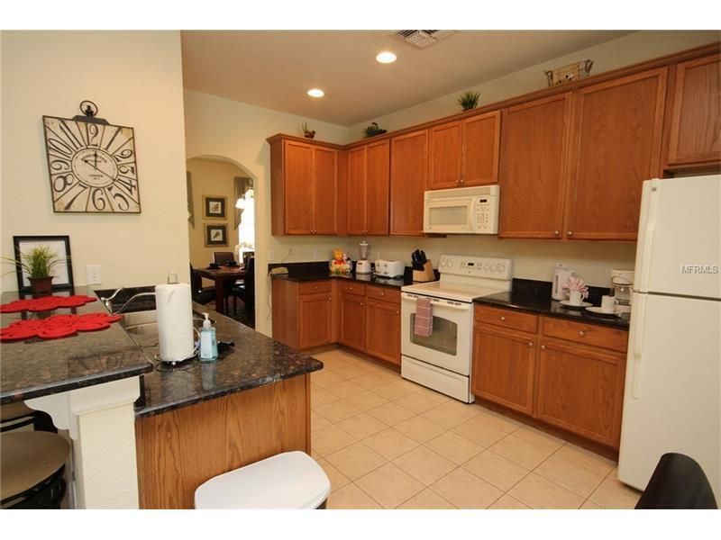7 Kitchen 1