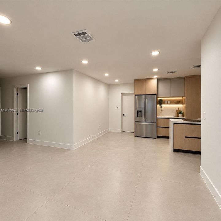 For Sale: $749,999 (6 beds, 3 baths, 1842 Square Feet)