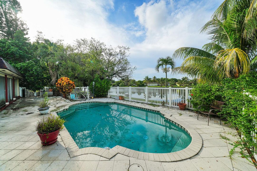 Private Pool