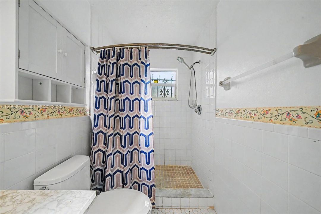 En Venta: $289,900 (3 camas, 2 baños, 1184 Pies cuadrados)