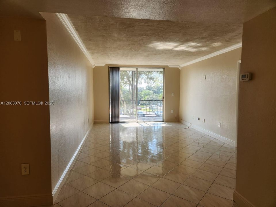 En Renta: $1,950 (2 camas, 2 baños, 1080 Pies cuadrados)