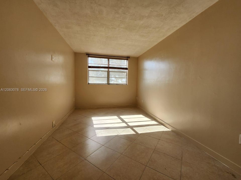 En Renta: $1,950 (2 camas, 2 baños, 1080 Pies cuadrados)