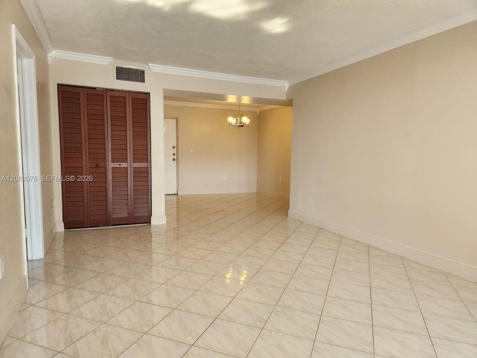 En Renta: $1,950 (2 camas, 2 baños, 1080 Pies cuadrados)