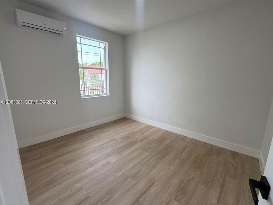 For Rent: $1,750 (1 beds, 1 baths, 598 Square Feet)