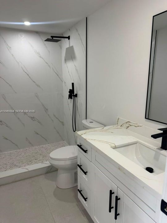 For Rent: $1,750 (1 beds, 1 baths, 598 Square Feet)