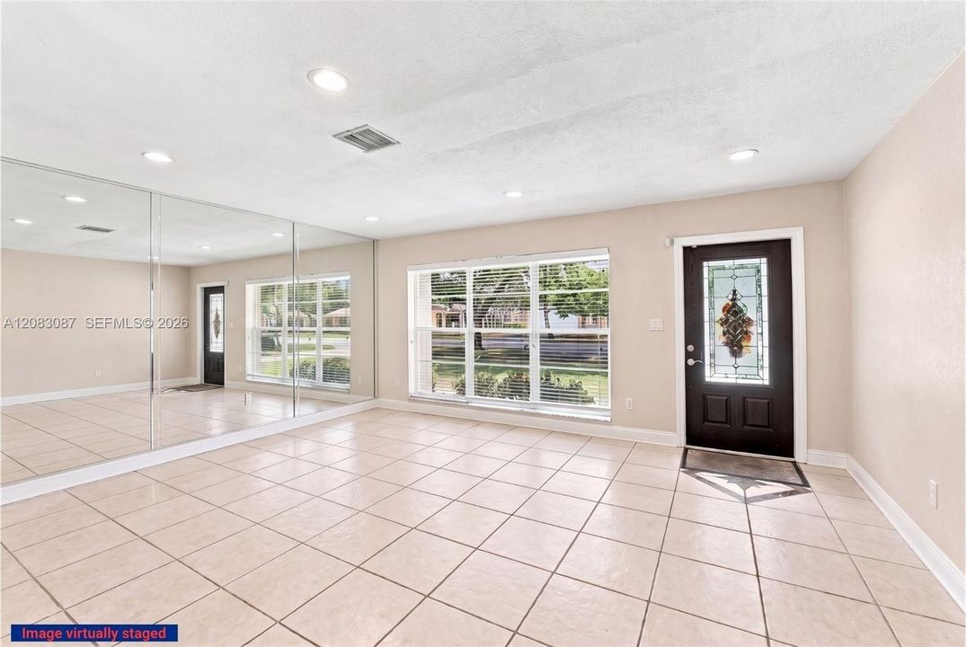 For Sale: $479,000 (4 beds, 2 baths, 1554 Square Feet)