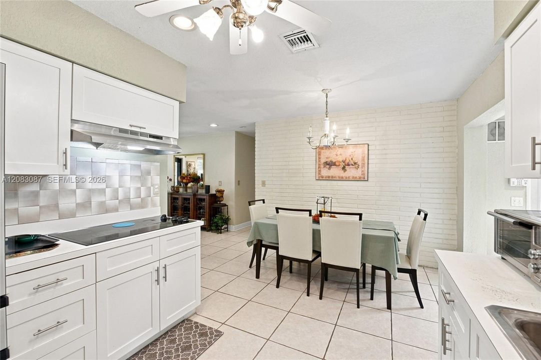 For Sale: $479,000 (4 beds, 2 baths, 1554 Square Feet)