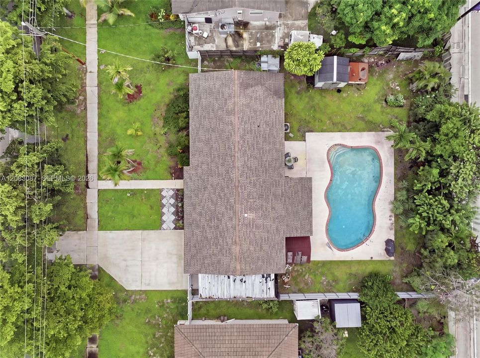 For Sale: $479,000 (4 beds, 2 baths, 1554 Square Feet)