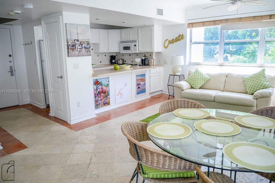 En Venta: $449,000 (1 camas, 1 baños, 675 Pies cuadrados)