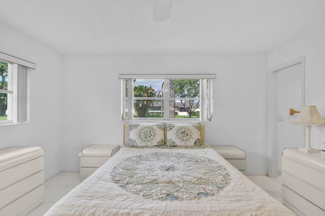 10 Bedroom (3)