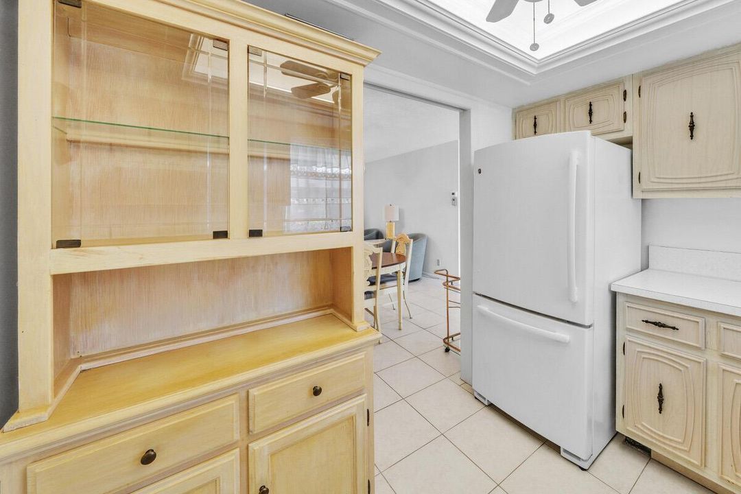9 Kitchen (4)