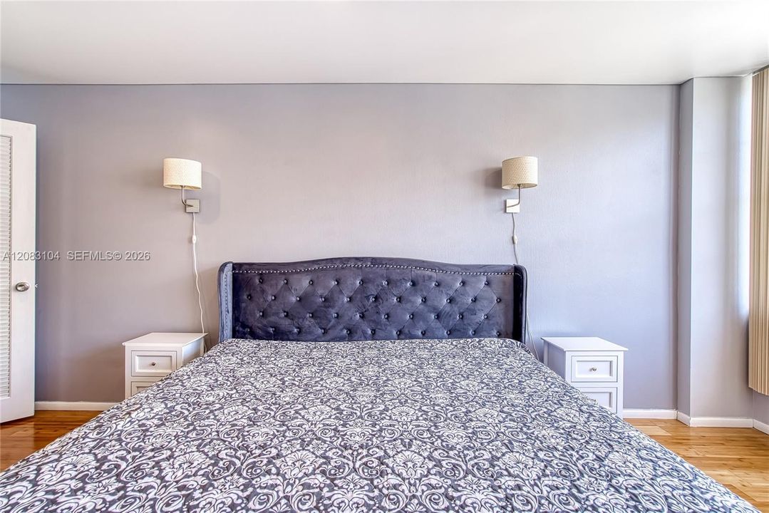 En Venta: $345,000 (2 camas, 2 baños, 1565 Pies cuadrados)