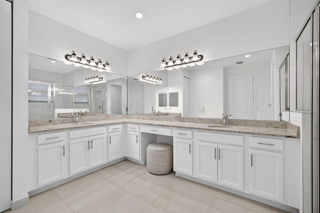 VALENCIA PARC 12408 SW Briny Bay Drive